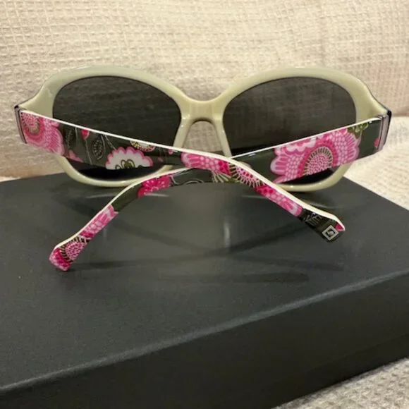 New-Unworn VERA BRADLEY 56mm Round Sunglasses -Floral - Picture 5 of 11